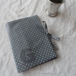 Prot�ge carnet de sant� personnalisable Etoiles ardoise - Le petit rien