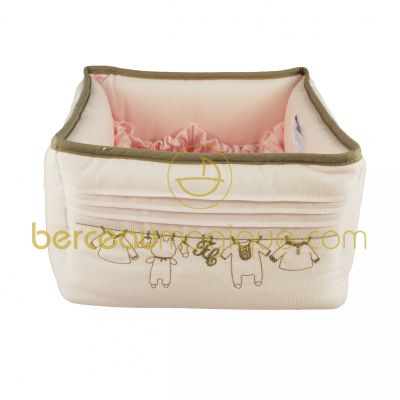 Panier nurserie rose Trousseau par Tartine et Chocolat