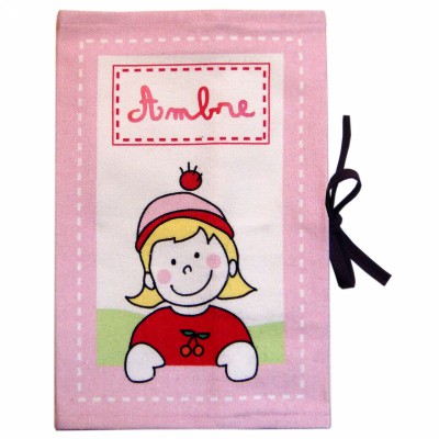 Prot�ge-carnet de sant� rose personnalisable par Les Griottes