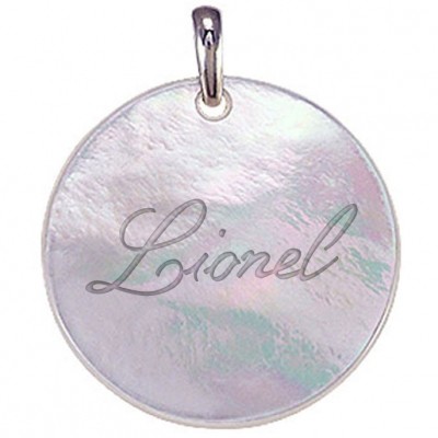 Gravure pr�nom sur bijou en nacre (mod�le 29) par Atelier de gravure