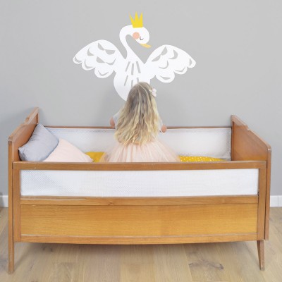 Sticker cygne couronné my lovely swan by vicky carpenter