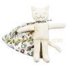Doudou chat avec cape imprim�e (20 cm)