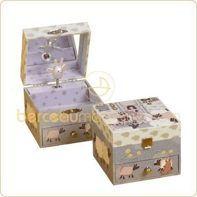 Coffret cube fille et moutons  par Trousselier