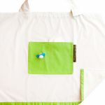 Couverture d'allaitement blanche et anis - Minimonkey