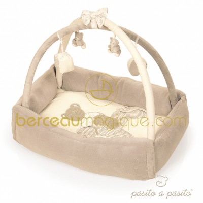 Aire d'�veil toile de jouy beige par Pasito a pasito