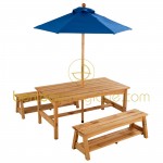 Table rectangulaire et bancs avec parasol bleu pour enfant - KidKraft