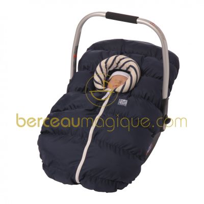 Chanceli�re TOPSIT PLUS pour groupe 0+ marine et St Malo par Red Castle