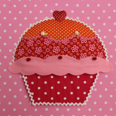 Tableau candy colours mrs cupcake à pois et fleurs (30 x 30 cm)
