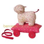 Coussin � roulettes petit mouton fleuri - Trousselier