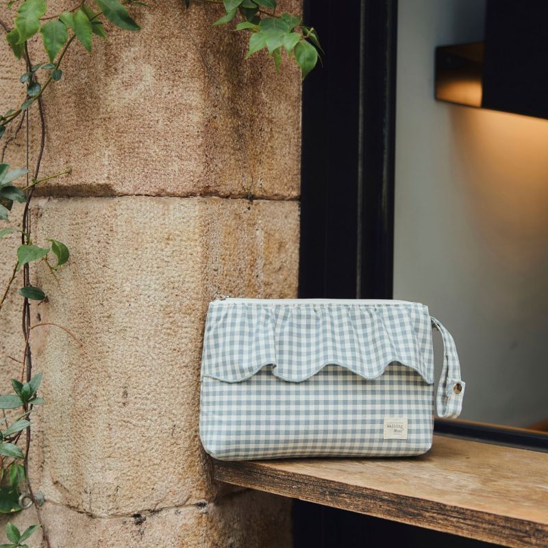 Trousse de toilette Praliné Vichy Matcha Walking Mum Ambiance 2