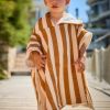 Poncho de bain enfant Elma Camel BEBEL Ambiance 4