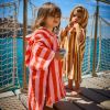 Poncho de bain enfant Elma Camel BEBEL Ambiance 7