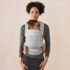 Porte bébé Omni Lite Mesh Pearl Grey Ergobaby Ambiance 5