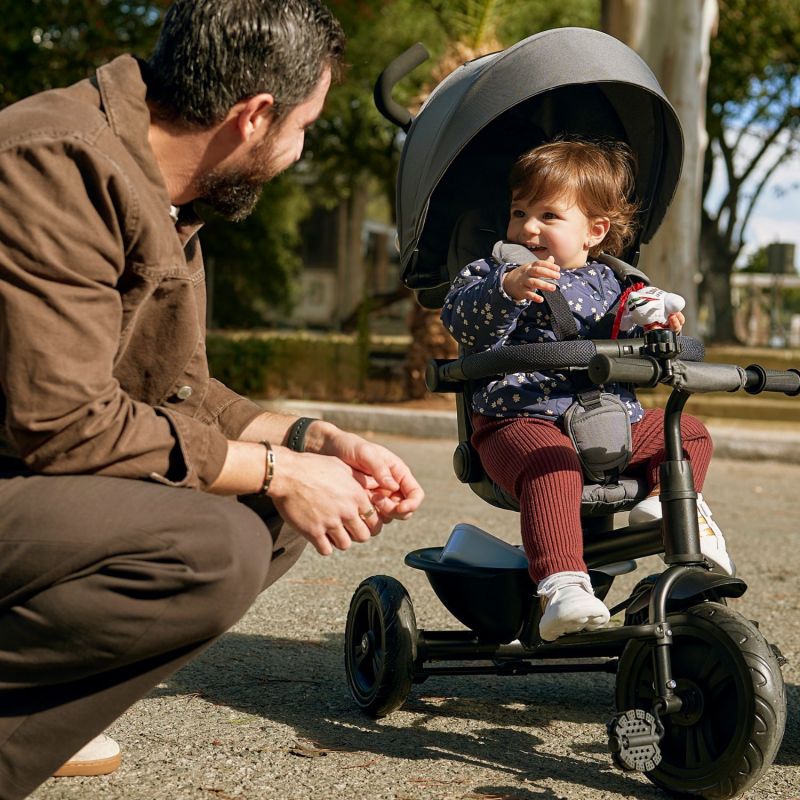 Tricycle évolutif Aston 2 Plus Malachite Grey Kinderkraft Ambiance 2