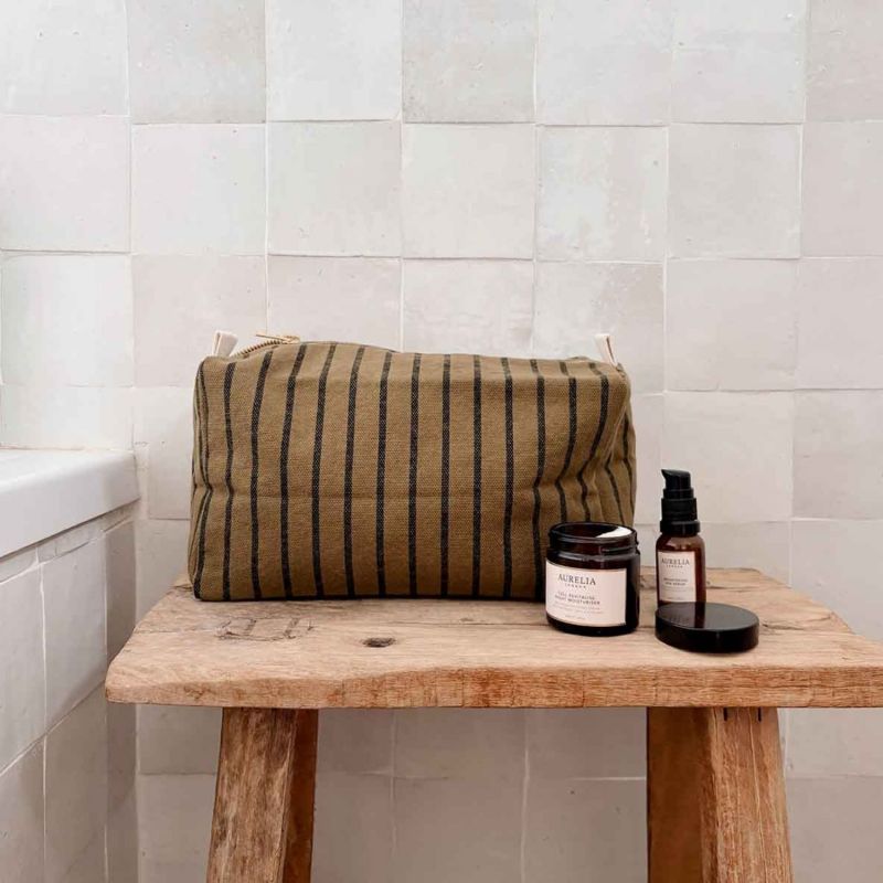 Trousse de toilette Vic Tennis Olive Rose in April Ambiance 4