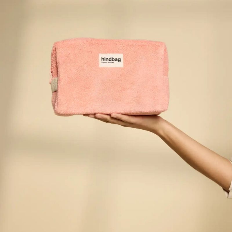 Trousse de toilette Leon en éponge Rose Hindbag Ambiance 2