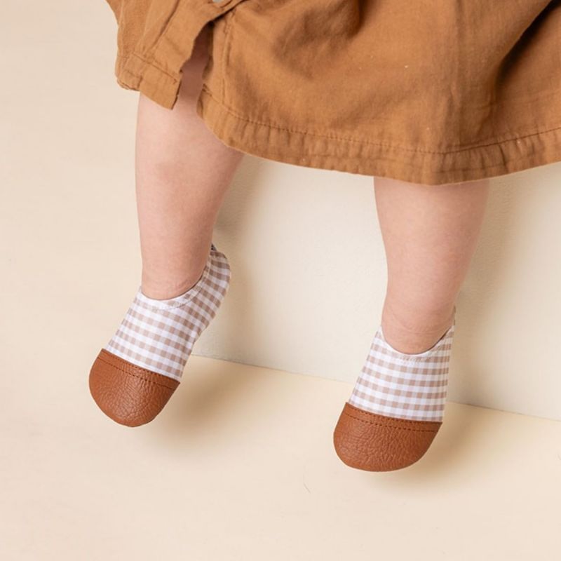 Chaussons d'eau Les Petits Vichys (12-24 mois) Les Pas Petits Ambiance 2