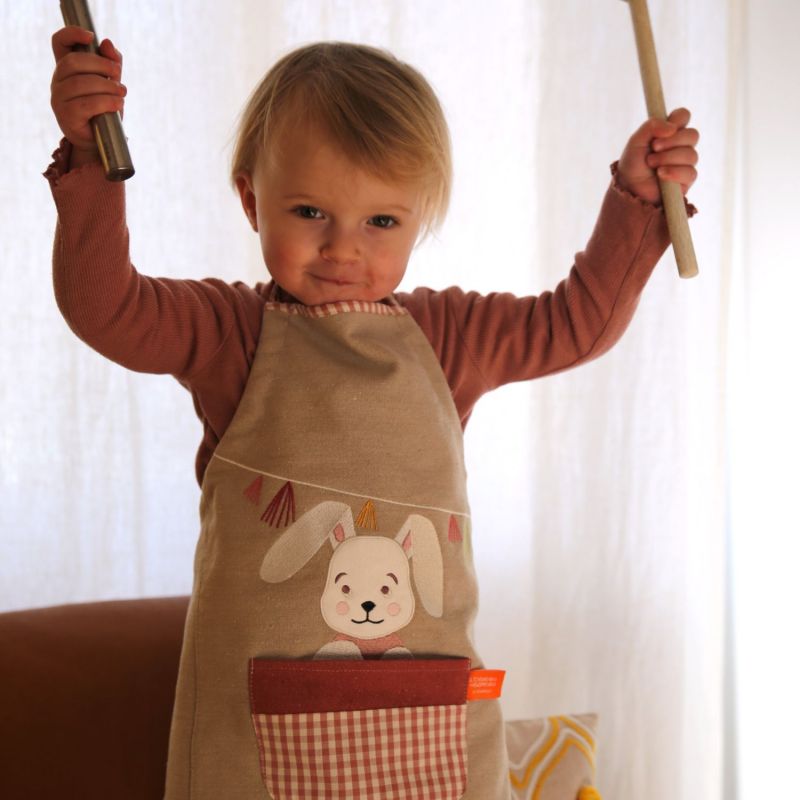 Tablier Les Copains d'abord Lapin personnalisable (2-6 ans) L'oiseau bateau Ambiance 4