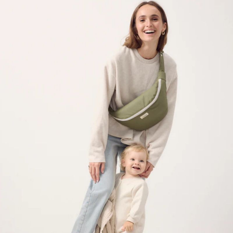 Banane à langer Imper' kaki BEBEL Ambiance 6