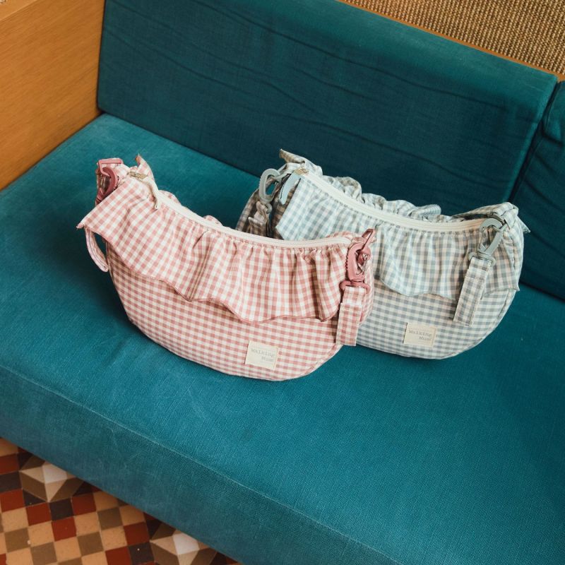 Sac bandoulière Gondole Praliné Vichy Matcha Walking Mum Ambiance 9