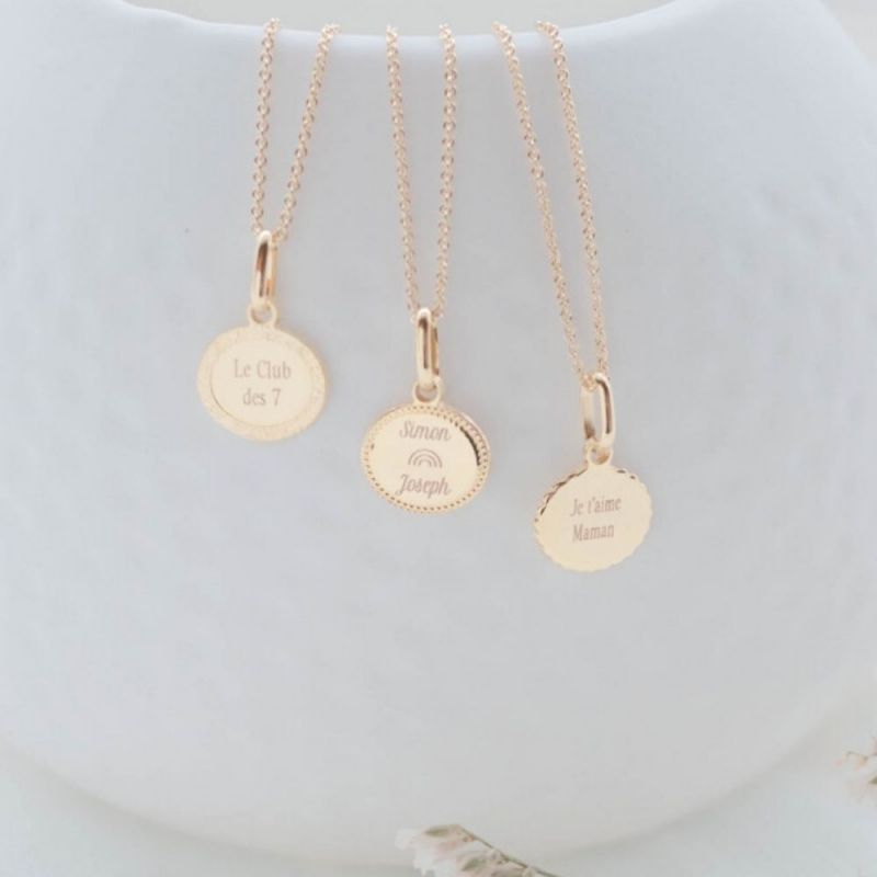 Collier médaille Madeleine (personnalisable) Mon Petit Poids