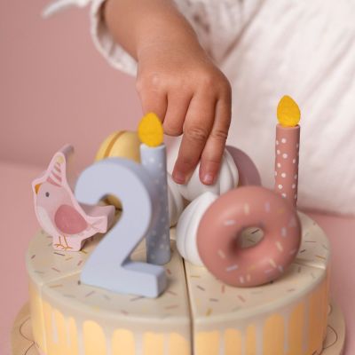 Gâteau d'anniversaire Rose