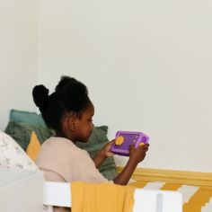 Coque Odile Violette pour conteuse Ma fabrique à Histoires