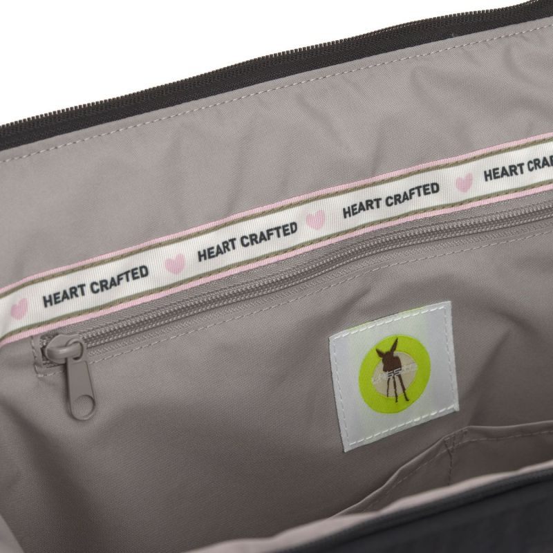 Sac à langer et week-end Yula noir Lässig Produit 7