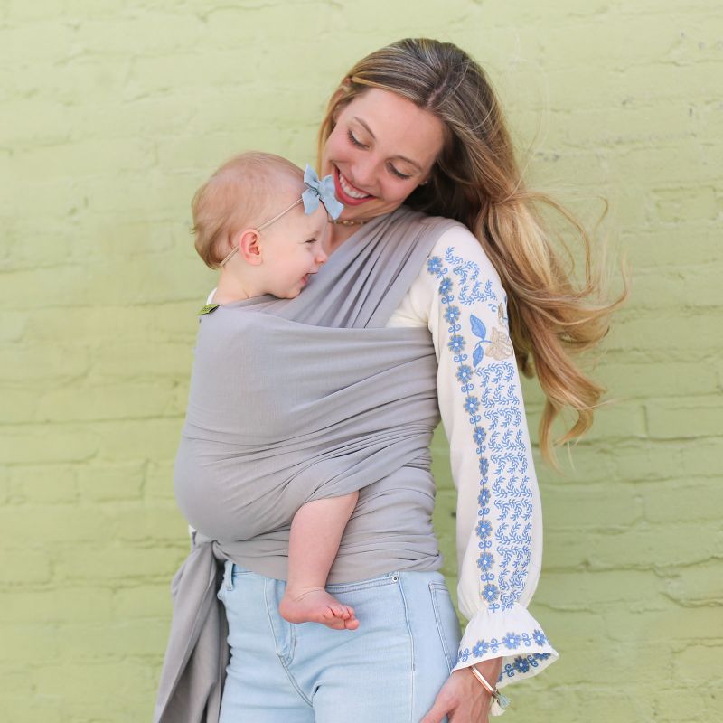 Écharpe de portage bambou et coton Boba Wrap Serenity gris clair Boba