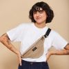 Sac banane Olivia Laine Beige Hindbag Ambiance 4