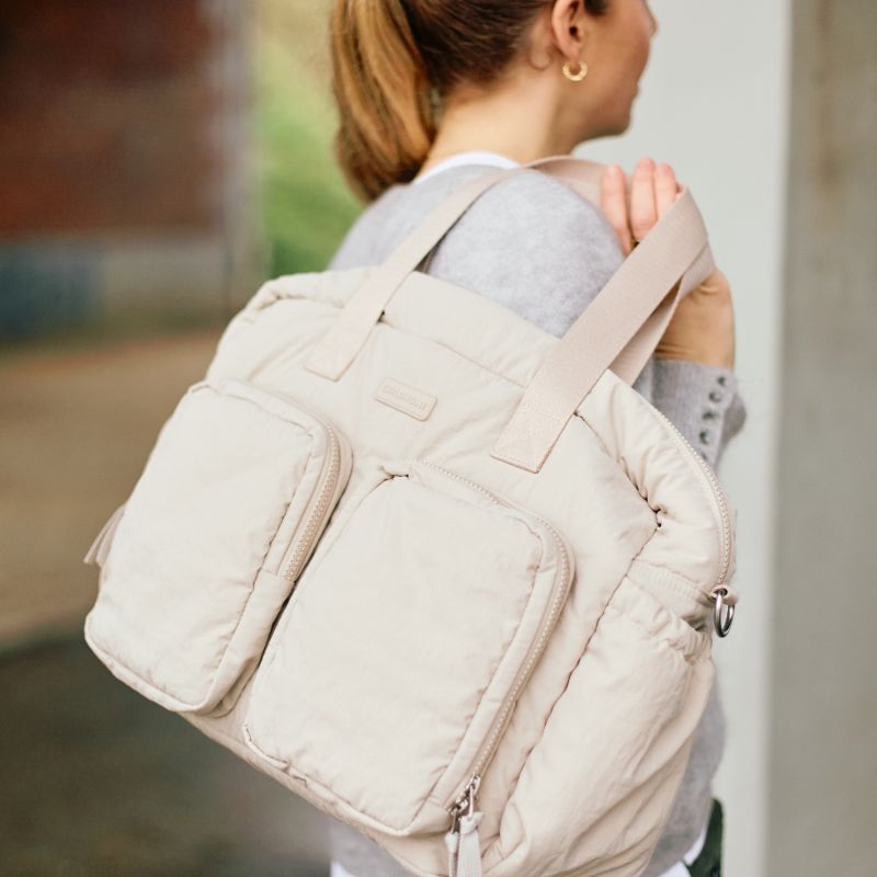 Sac à langer et pochette Mellow beige Childhome Ambiance 5
