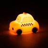 Veilleuse rechargeable en silicone voiture taxi Amadeus Les Petits Ambiance 2