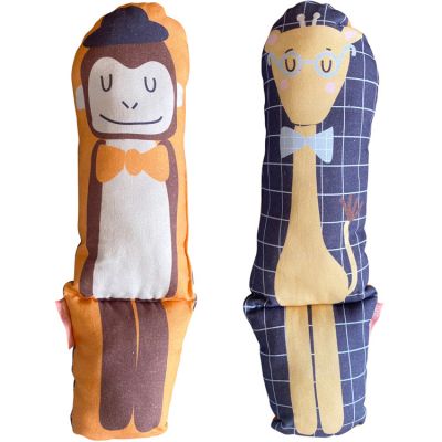 Coussin réversible en coton bio girafe/singe Lucien (50 cm) Little Crevette