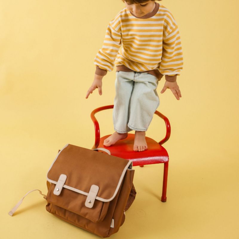 Cartable A4 maternelle Marron (33 cm) Atelier Wagram Ambiance 5