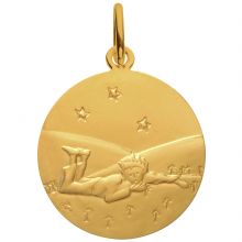 Médaille Le Petit Prince Couché dans l'herbe étoiles 18 mm (or jaune 750°)  par Monnaie de Paris