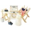 Ensemble de meubles pour maison de poupée en bois FSC (35 pièces) Le Toy Van Produit 6
