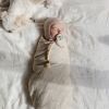 Attache sucette Hera Pale Yellow Mushie Ambiance 4