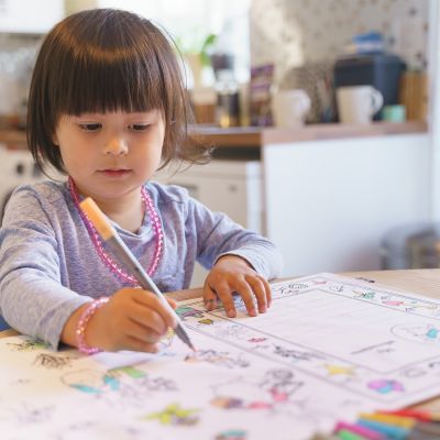 Set de table à colorier lavable et réutilisable Peter Rabbit avec 10 feutres