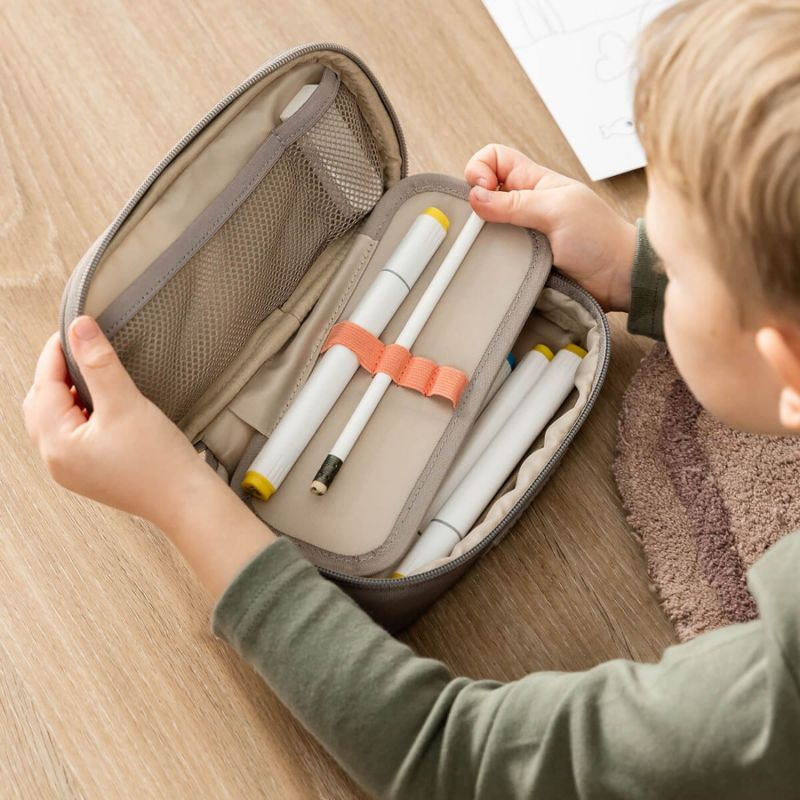Trousse plumier Tiny trails Sable Done by Deer Ambiance 7