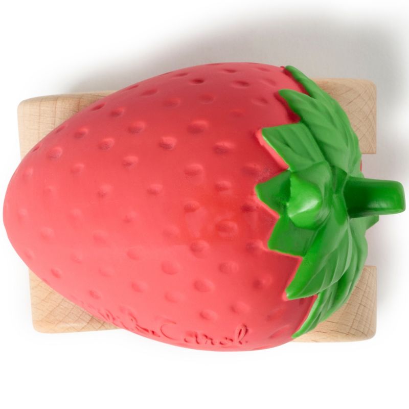 Voiture et jouet de dentition Sweetie la fraise Oli & Carol Produit 5