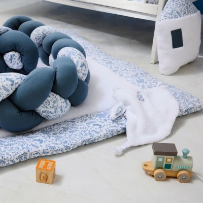 Coussin déco cabane Forêt enchantée