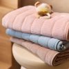 Couverture en jersey Velvet Rib Wild Rose (75 x 100 cm) Jollein Ambiance 8