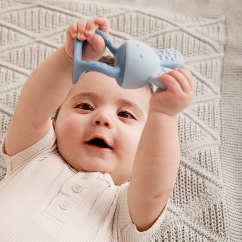 Anneau de dentition réfrigérant Lullaby Blue B.Box Ambiance 2