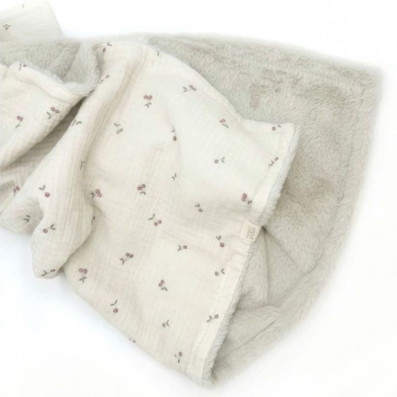 Couverture polaire Cherries (110 x 80 cm) Babyshower Produit 3