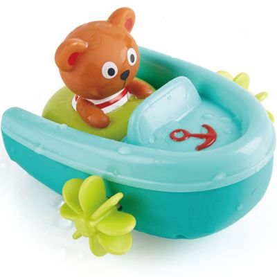 https://static.berceaumagique.com/photo/13/5e/180278/400/1/jouet-de-bain-teddy-et-son-bateau.jpg?1