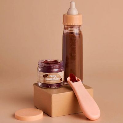 Coffret repas petit pot et biberon magiques pour poupée Chocolat Tiny Harlow