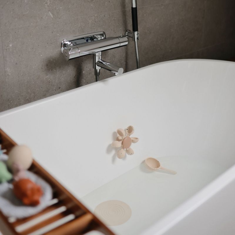 Jouet de bain Roue à eau Mushie Ambiance 4