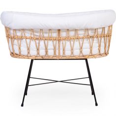 Berceau en rotin avec pieds en métal