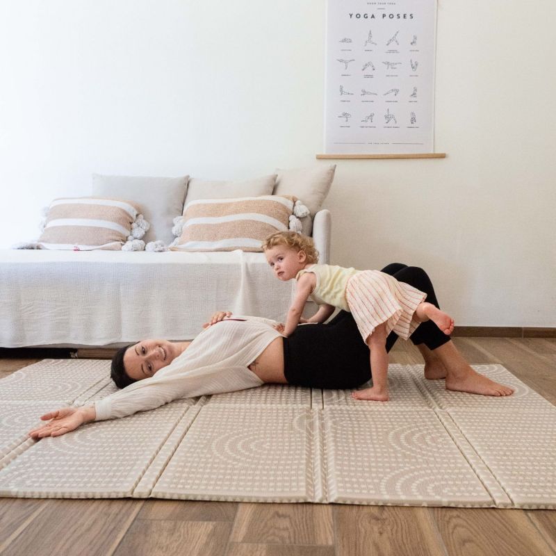 Tapis de motricité XL réversible Play Life Arch Béaba Ambiance 5