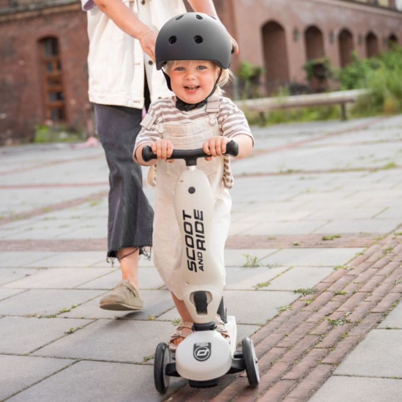 Porteur évolutif Highwaykick 1 Push and Go Ash Scoot and ride Ambiance 2